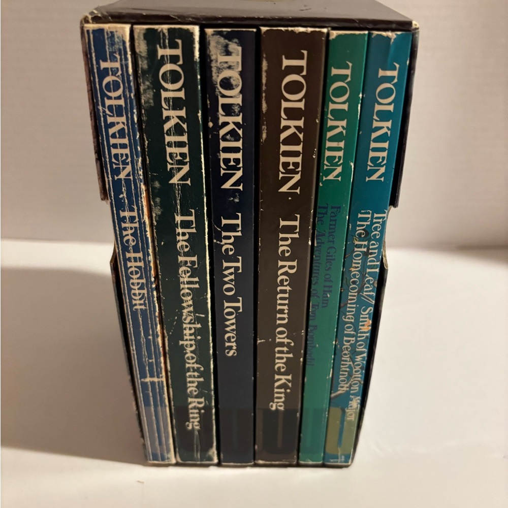 Tolkien Paperback Boxed Set